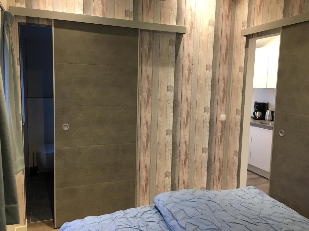 Vakantiewoning 'T Steechje Hollum  Bagian luar foto