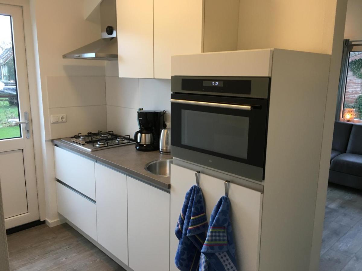 Vakantiewoning 'T Steechje Hollum  Bagian luar foto